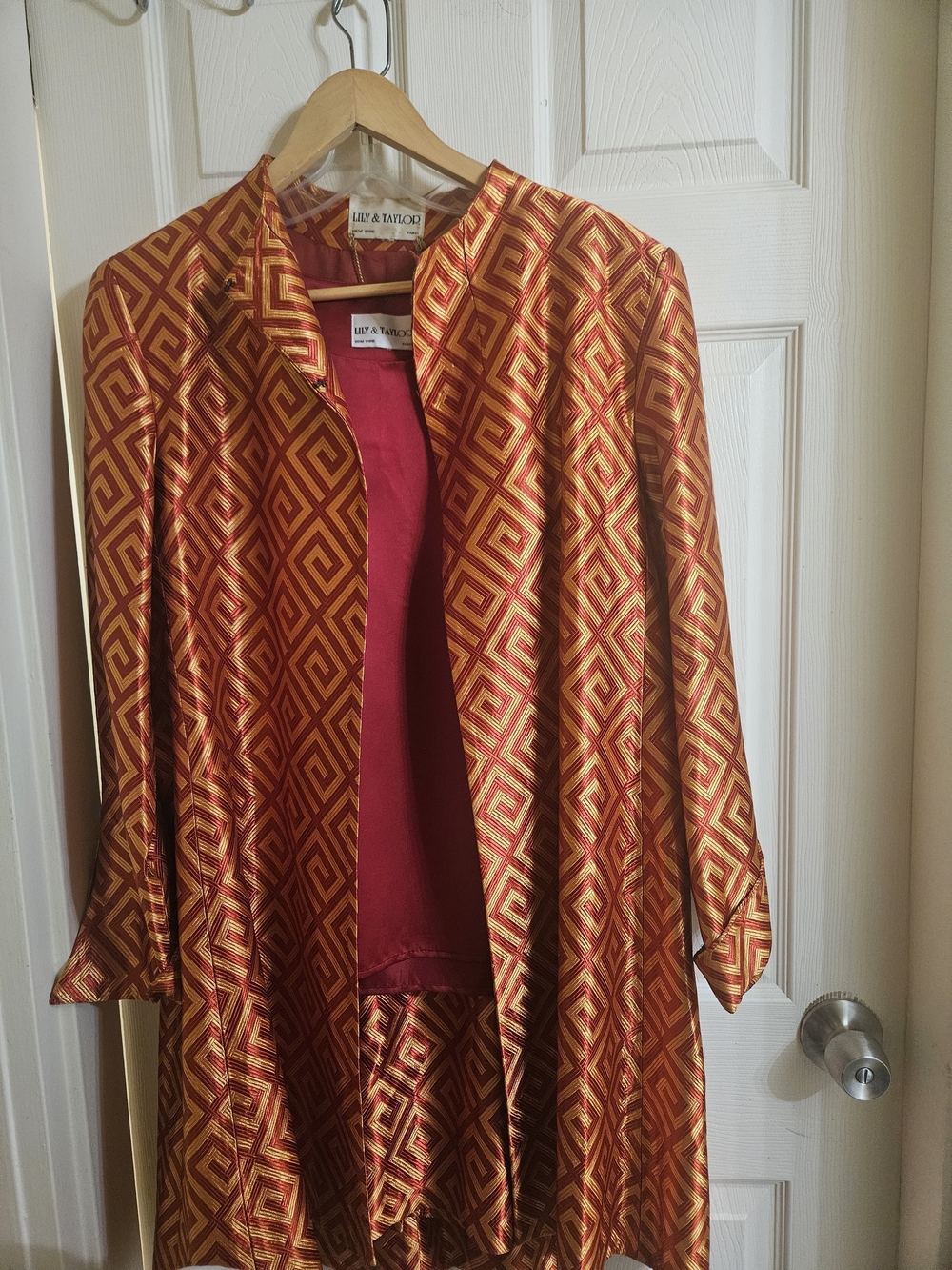 Statement Gold & Red Geometric Satin Blazer - Picture 8 of 10